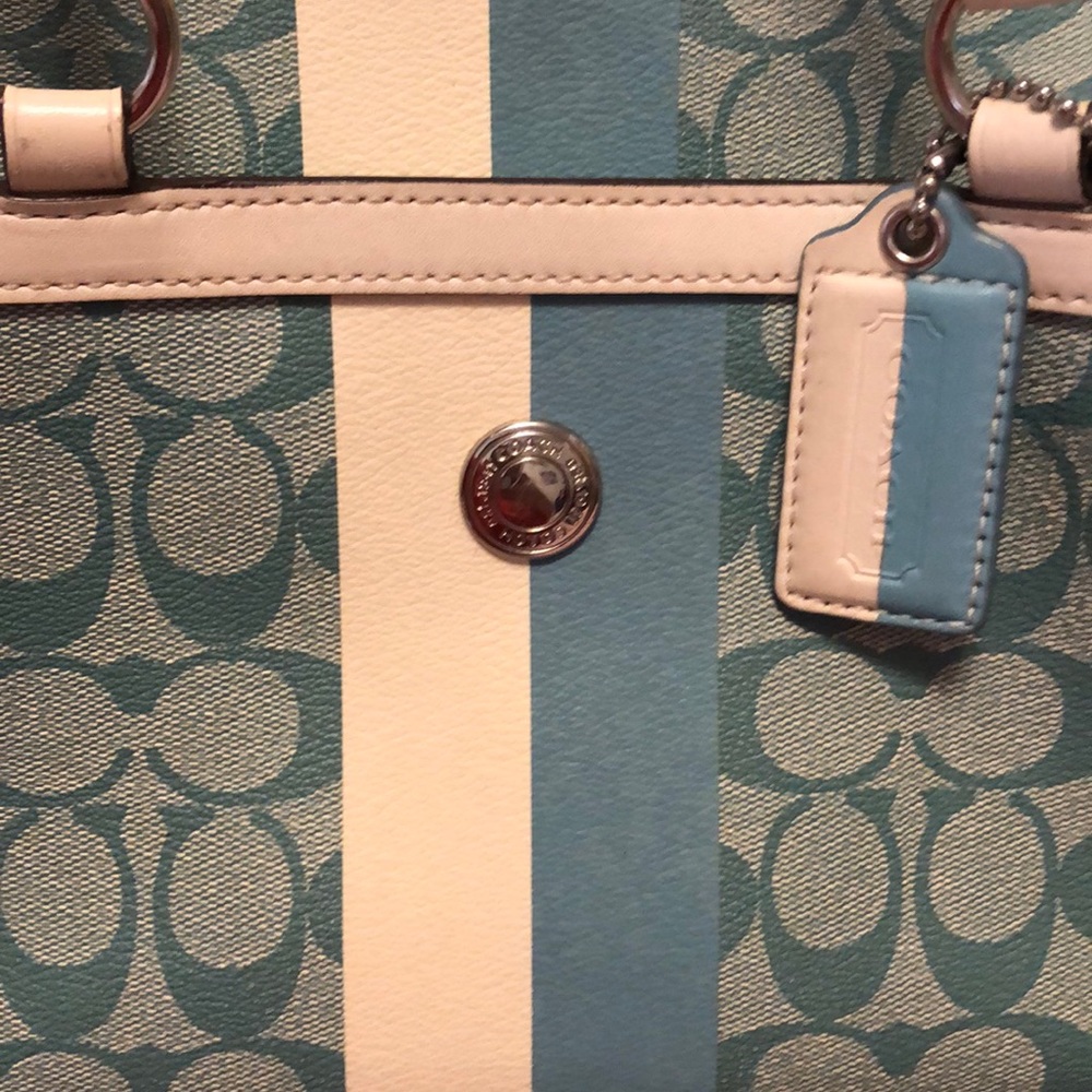 Authentic Coach - Picture 6 of 6
